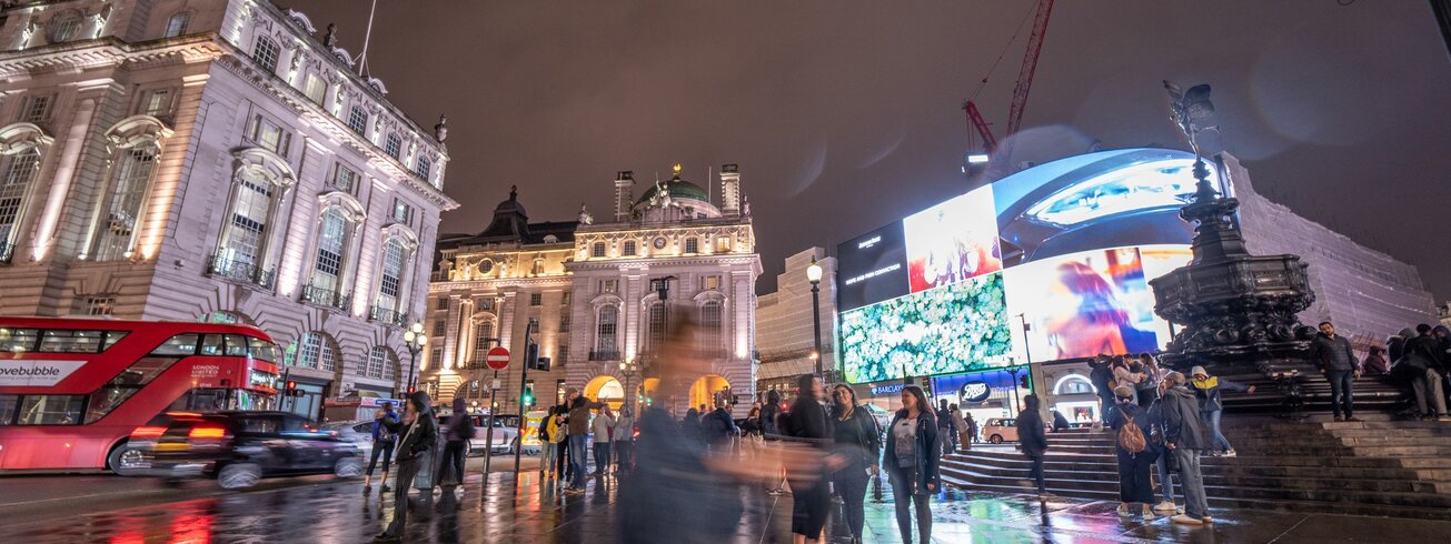 Picadilly Circus, roter Bus